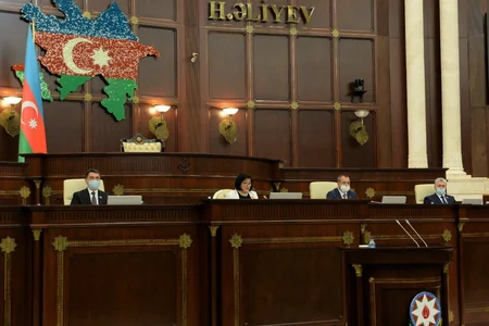 Milli Məclisdə Qurtuluş Günü qeyd olunub - VİDEO - ƏLAVƏ OLUNUB