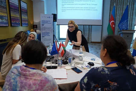 AMFA: Mikrokreditlər alan qadın sahibkarların xüsusi çəkisi 32 %-ə çatıb