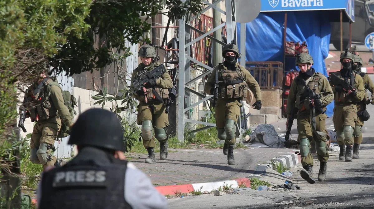 Israel's PM urges citizens to arm themselves