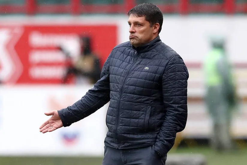 Azərbaycanlı futbolçunun klubu baş məşqçisini qovub