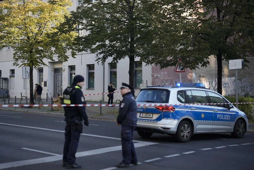 Almaniyada qadın bıçaqla 5 nəfəri yaralayıb