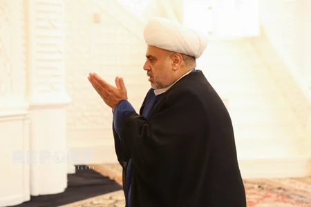 Ayətullahul-Uzma Həmədani: Heydər məscidi müasir üslub və dizaynla tikilib - FOTO