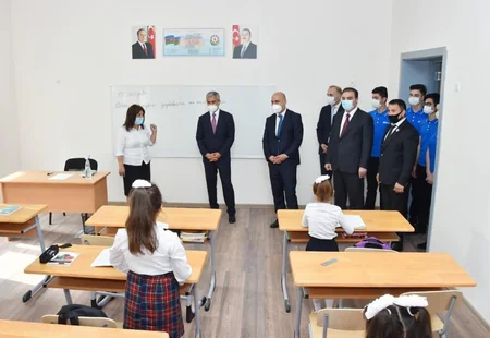 Heydər Əliyev Fondunun inşa etdiyi məktəblərin açılışı olub