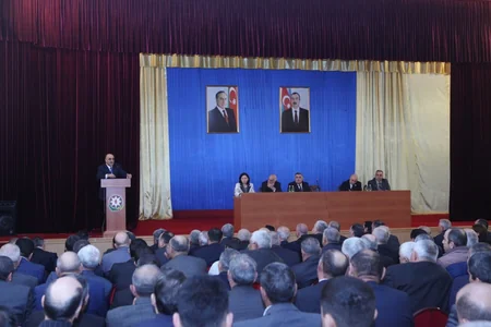 Səlim Müslümov Ağsu rayon ictimaiyyətinin nümayəndələri ilə görüşüb