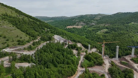 Presidents of Azerbaijan and Türkiye inspect progress on Kalbajar-Lachin highway construction