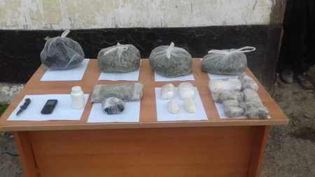 DSX: Ölkəyə narkotik və silah keçirməyə çalışan şəxslər yaxalanıb