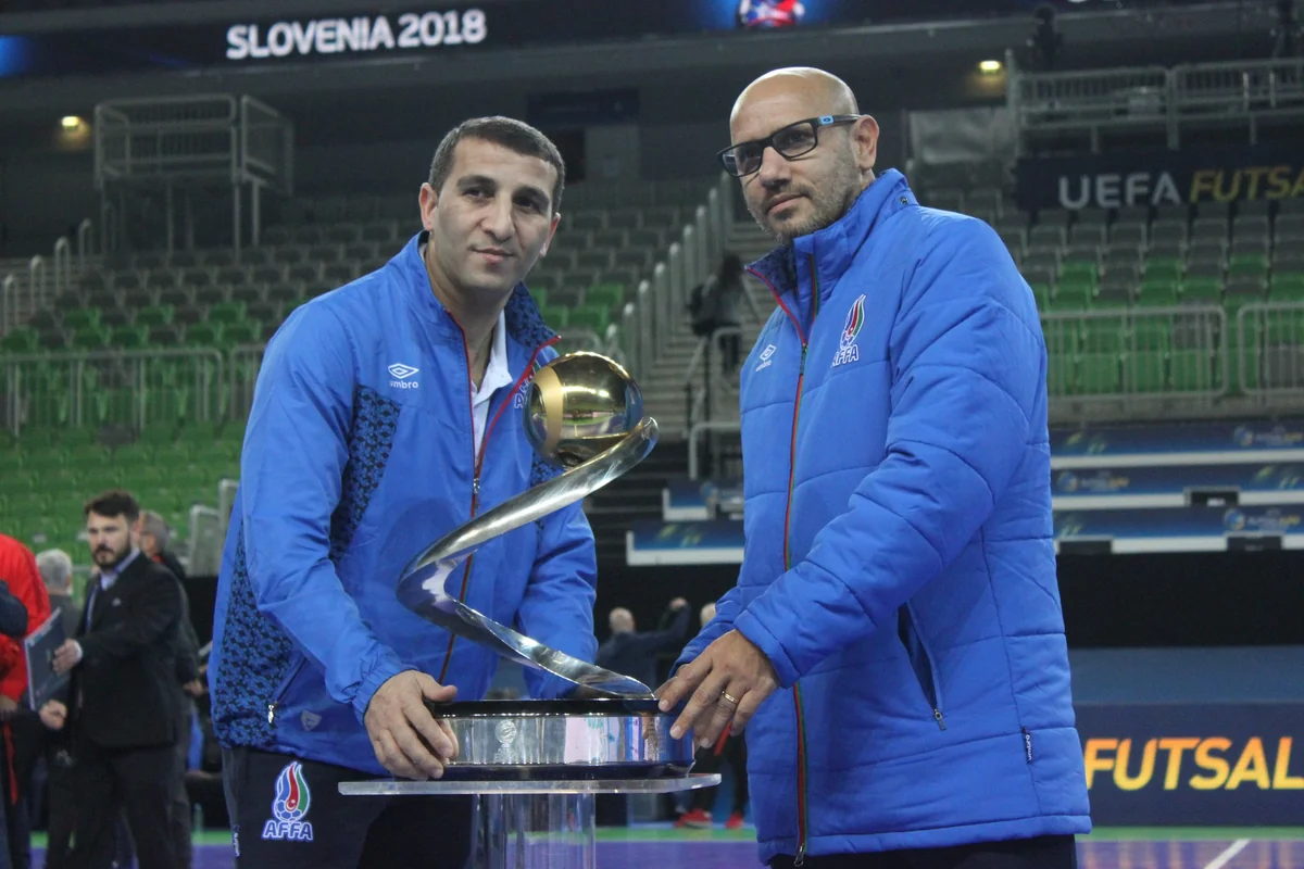 Azərbaycan millisinin baş məşqçisi: Komandamda qorxu yox, Fransaya hörmət var