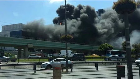 Пожар в бизнес-центре Стамбула потушен - ФОТО - ВИДЕО - ОБНОВЛЕНО