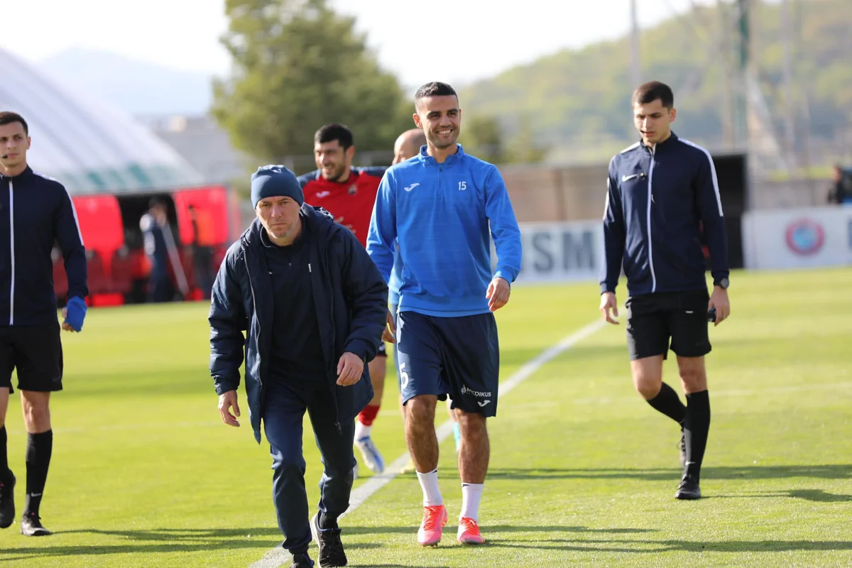 Azərbaycan millisinin sabiq futbolçusu Zirə ilə vidalaşıb