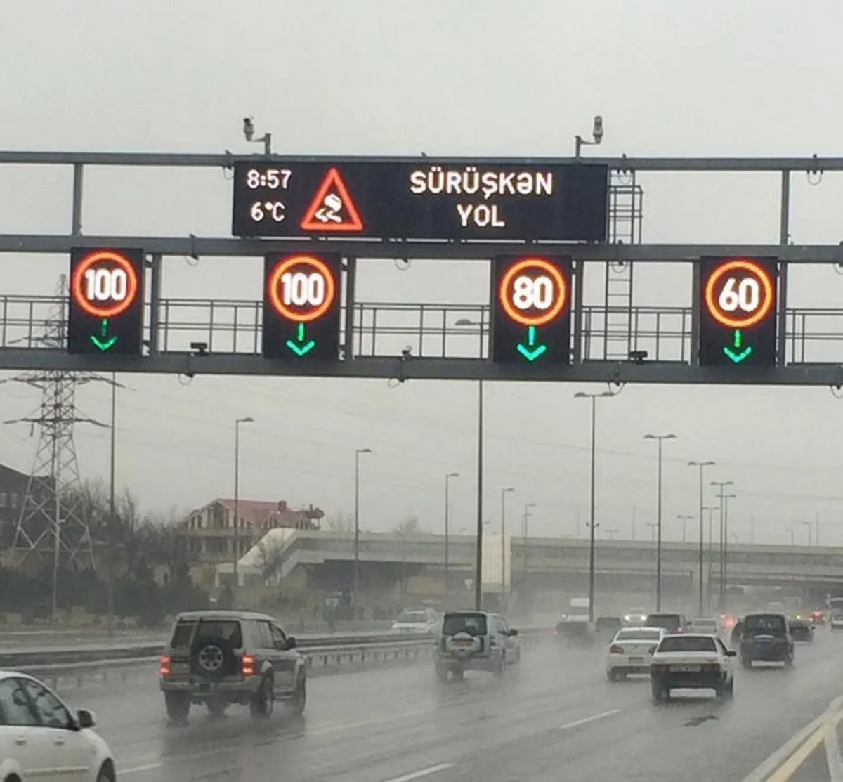Bakının 2 avtomagistralında sürət həddi endirilib