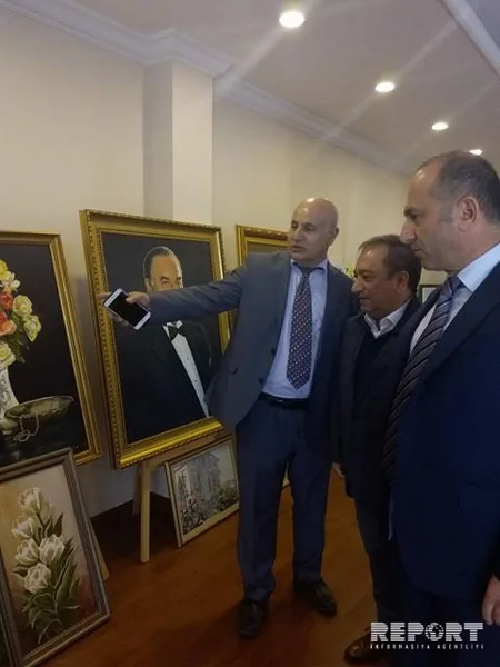 İstanbulda ümummilli lider Heydər Əliyevin anadan olmasının 94-cü ildönümü qeyd olunub - FOTO - VİDEO