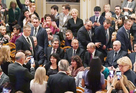 Prezident İlham Əliyev Rusiyaya işgüzar səfərə gedib - YENİLƏNİB - FOTO