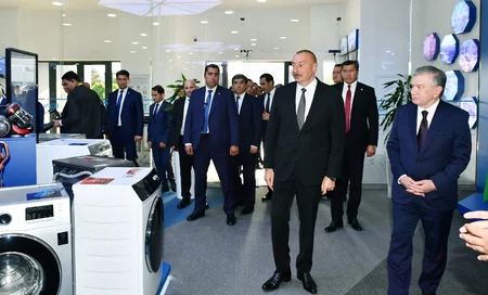 President Ilham Aliyev, President Shavkat Mirziyoyev view activity of Technopark LLC in Tashkent