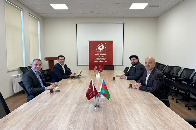 Azərbaycan və BƏƏ arasında aviareyslərin sayının artırılması müzakirə olunub