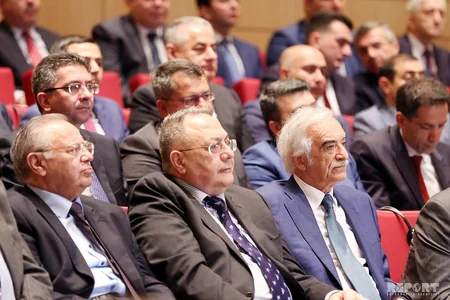Bakıda “Diplomatik xidmət orqanlarının 100 illiyi” münasibətilə konfrans keçirilir - ƏLAVƏ OLUNUB - FOTO