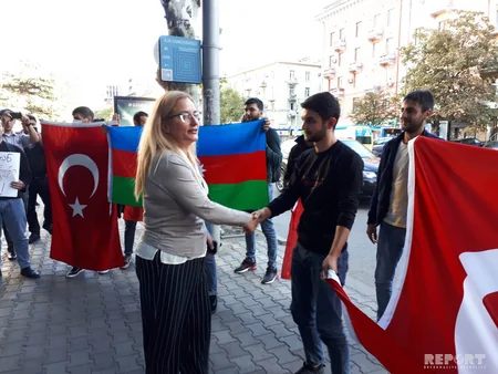 Азербайджанская молодежь провела в Тбилиси акцию в поддержку Турции - ФОТО