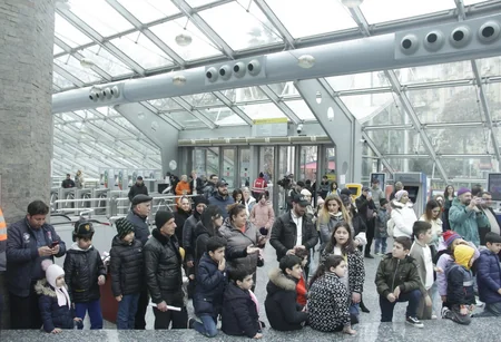 Bakı metrosunda Novruz şənliyi keçirilib