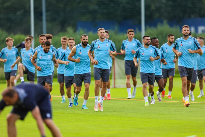 Polşa klubu Qarabağla oyunlara 33 futbolçu ilə hazırlaşır