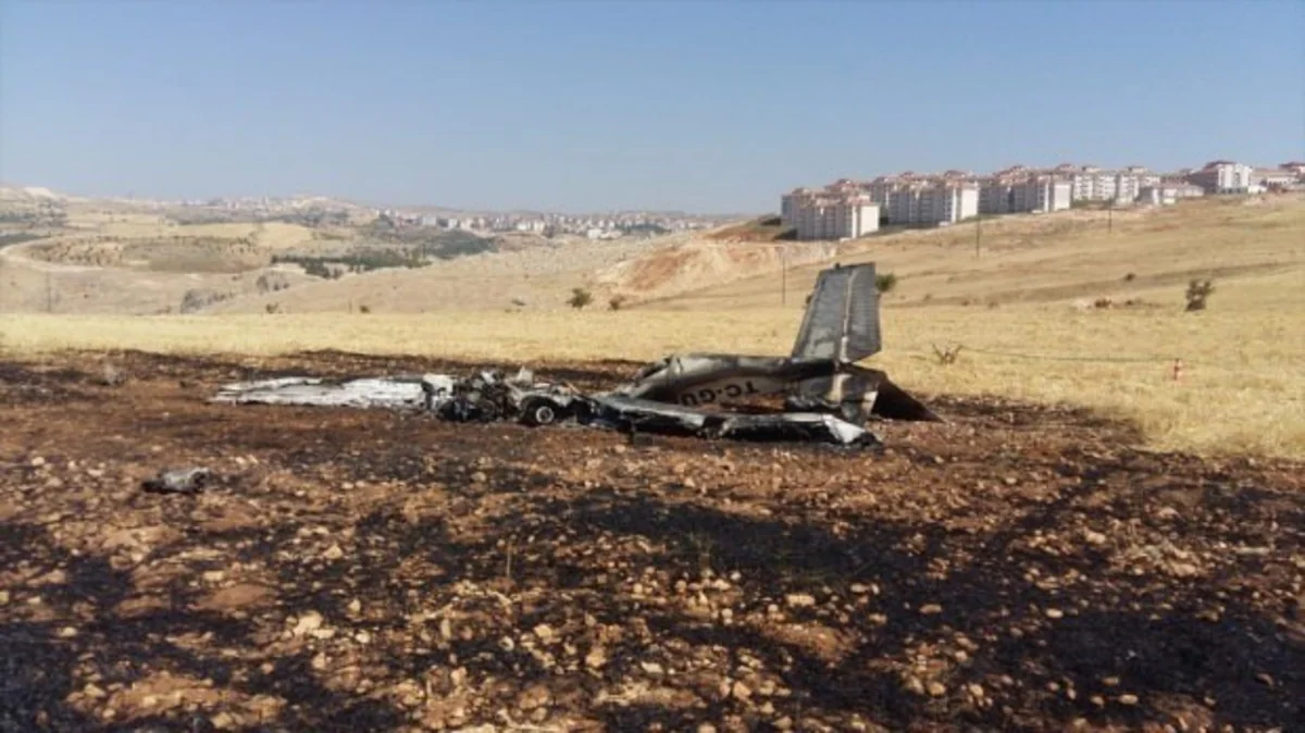 Training plane crashes in Turkey, pilot died
