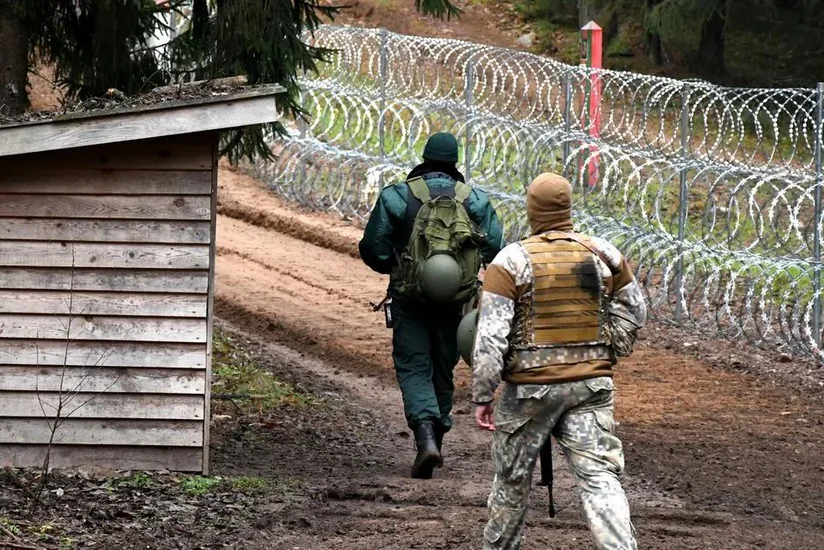 Беларусь сообщила о 12 погибших беженцах на границе с Латвией