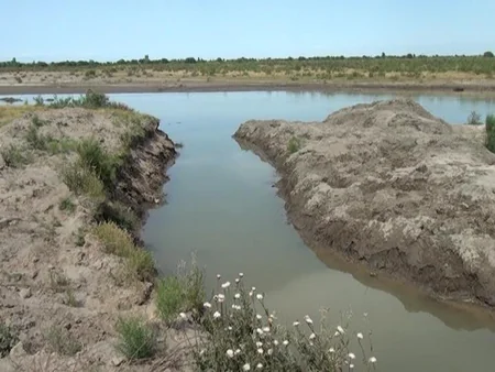 ​Araz çayında su azalıb - FOTO