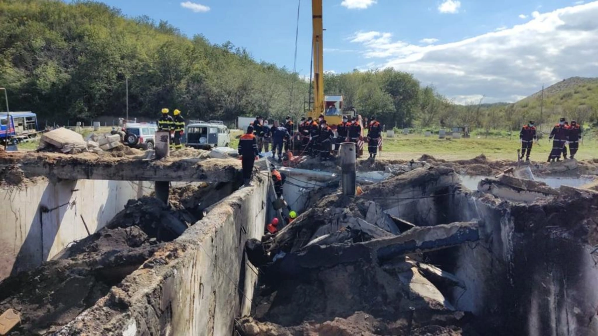 Rescue operation at site of explosion near Khankandi over, bodies of 48 people extracted