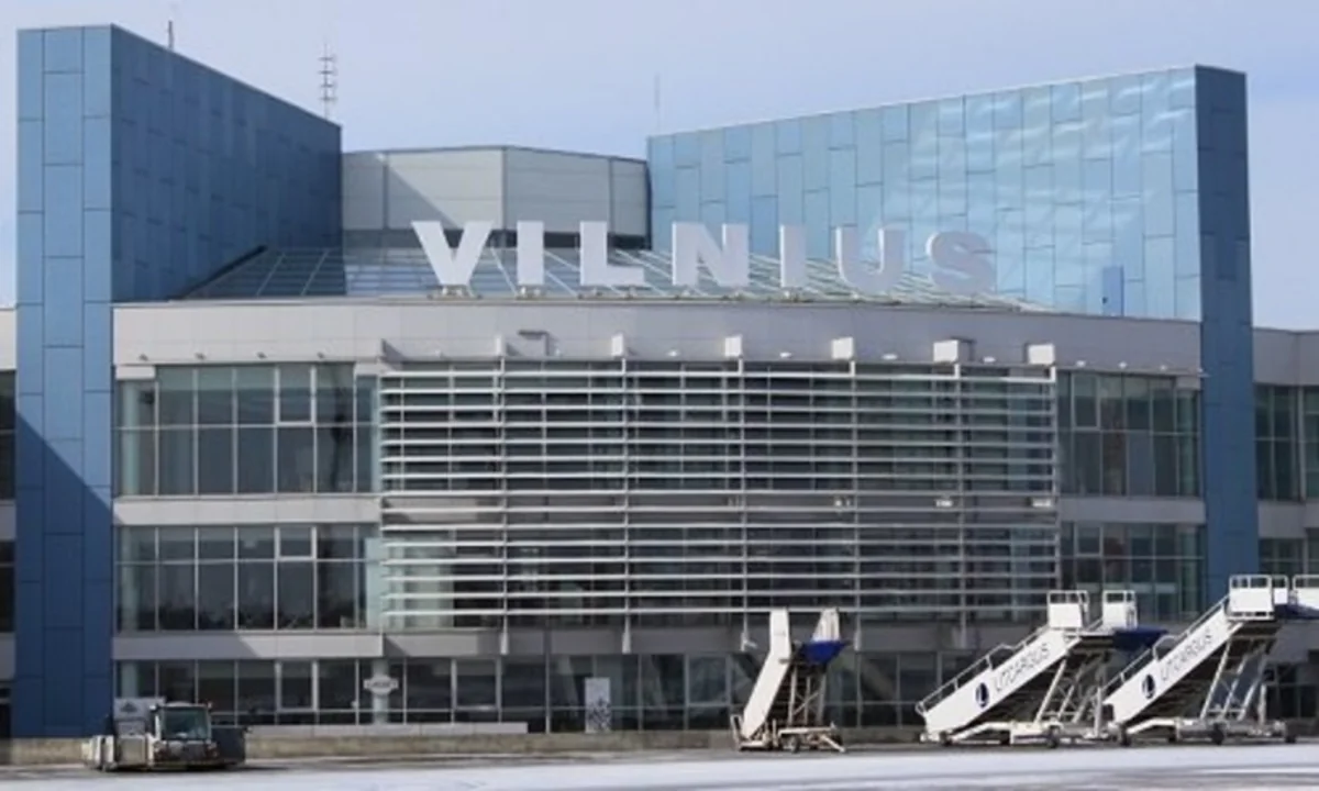 Vilnüs aeroportuna bomba təhlükəsi ilə bağlı anonim zəng daxil olub
