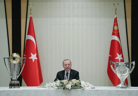 Ərdoğan Beşiktaşı qəbul etdi