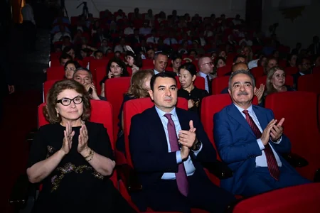 Tacikistanda Azərbaycan Mədəniyyəti Günlərinin açılışı münasibətilə qala konsert keçirilib