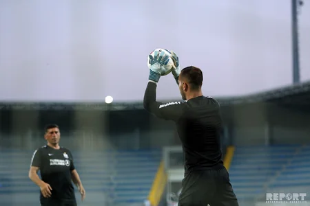 Neftçi Uypeştlə oyundan öncə son məşqə çıxıb - FOTOREPORTAJ