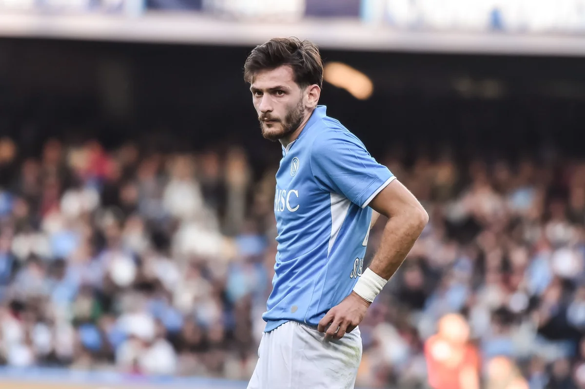 Gürcü futbolçu PSJ-yə 75 milyona transfer ediləcək