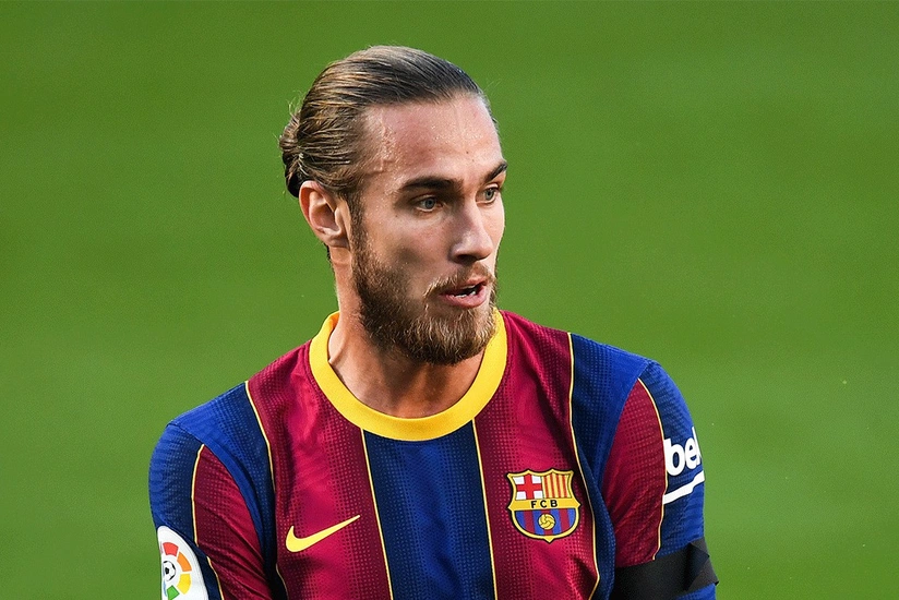 Barselonanın futbolçusu koronavirusa yoluxub