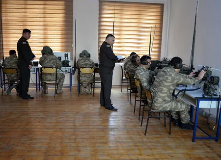 Azerbaijan conducts test exams to evaluate mastery level in army