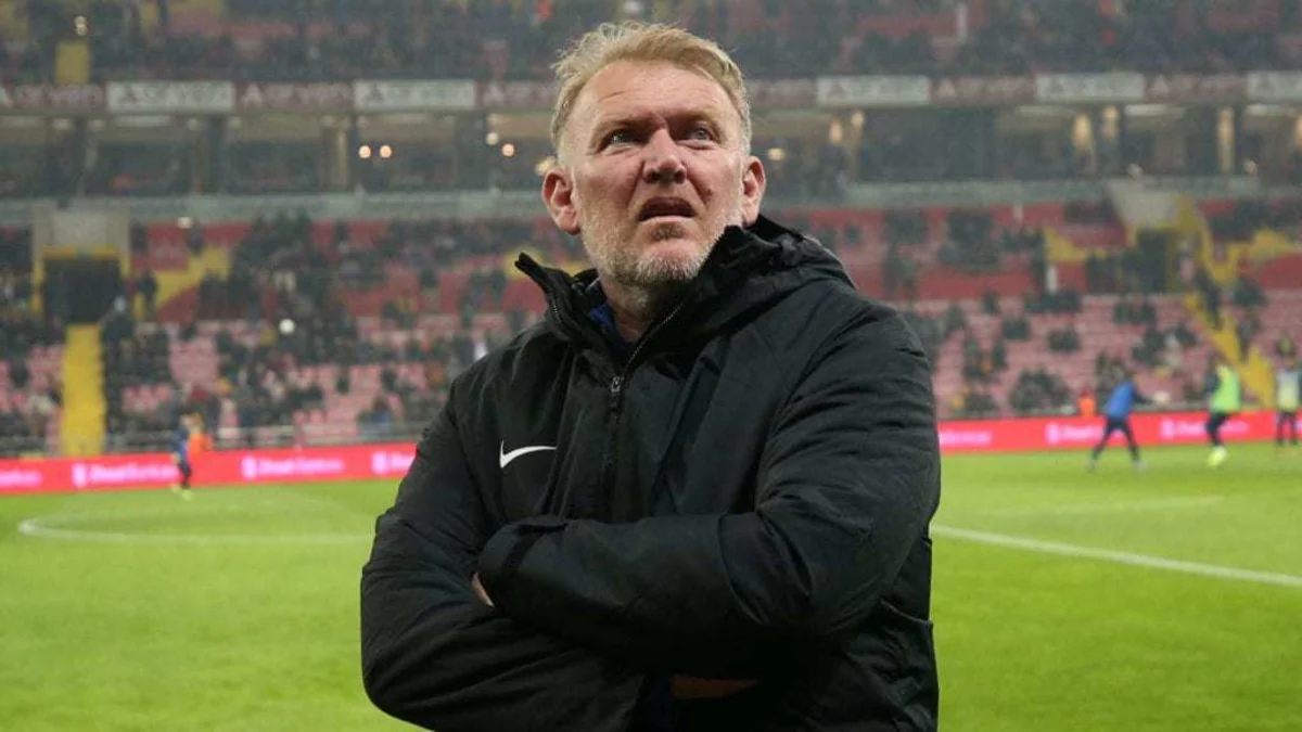 Robert Prosineçki: Azərbaycandan heç kiminlə əlaqəm olmayıb