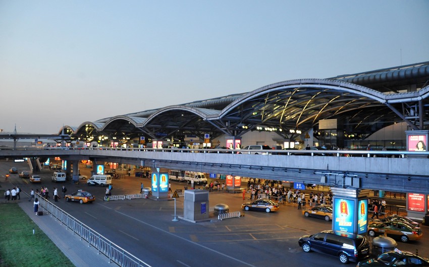 Beijing airports cancel 600 flights due to heavy rains