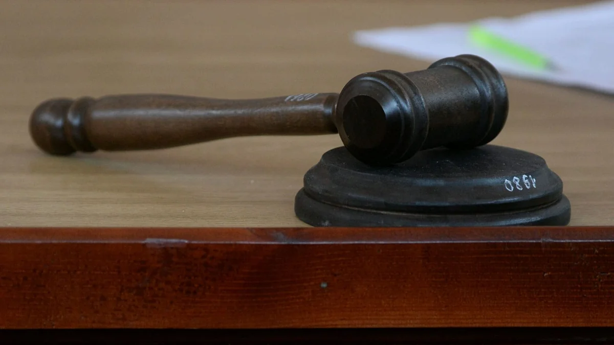 Шестеро обвиняемых в терроризме получили в Беларуси до 15 лет колонии