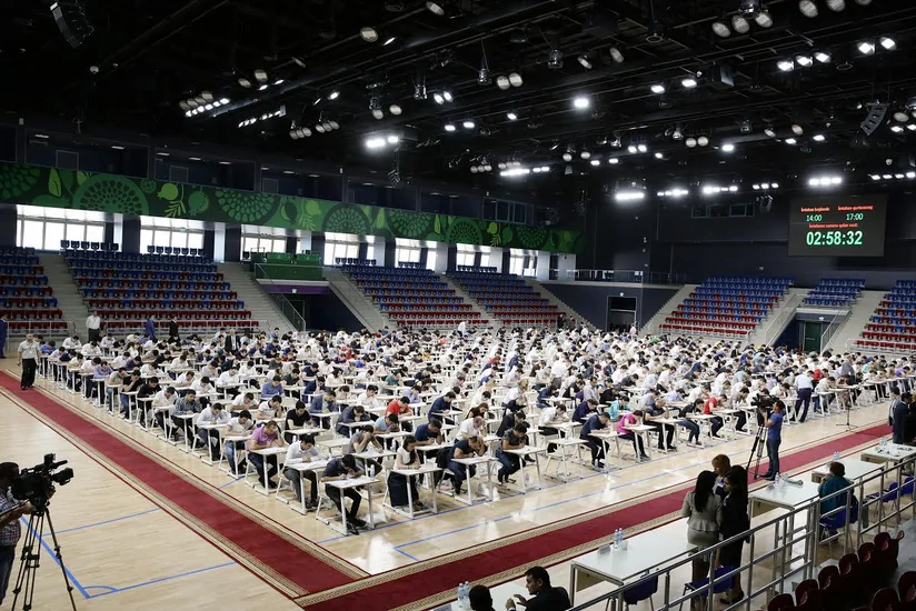 ​Prokurorluq orqanlarına qulluğa qəbulla bağlı müsabiqənin ilkin mərhələsi olan test imtahanı keçirilib