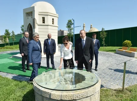 President Ilham Aliyev attends opening of garden outside Tazapir mosque and Central Park built along Fuzuli street