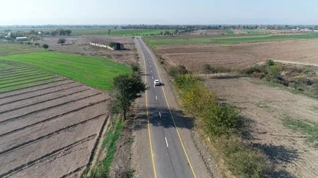 Ağcabədidə 4 kəndi əhatə edən avtomobil yolu yenidən qurulub