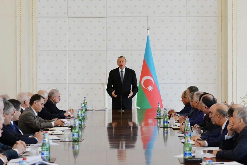 ​Prezident İlham Əliyev: Biz böhran şəraitində inkişaf edirik