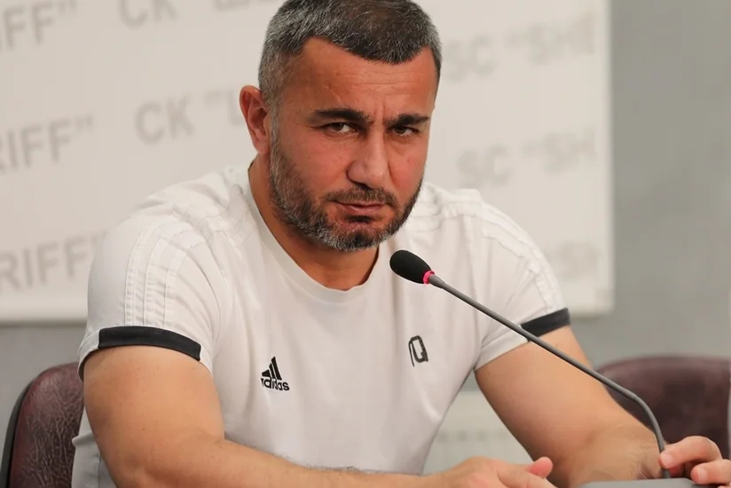 Qurban Qurbanov: Mahir Mədətov paltardəyişmə otağında ağlayırdı