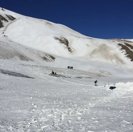 ANAMA specialists join search of missing alpinists - OFFICIAL