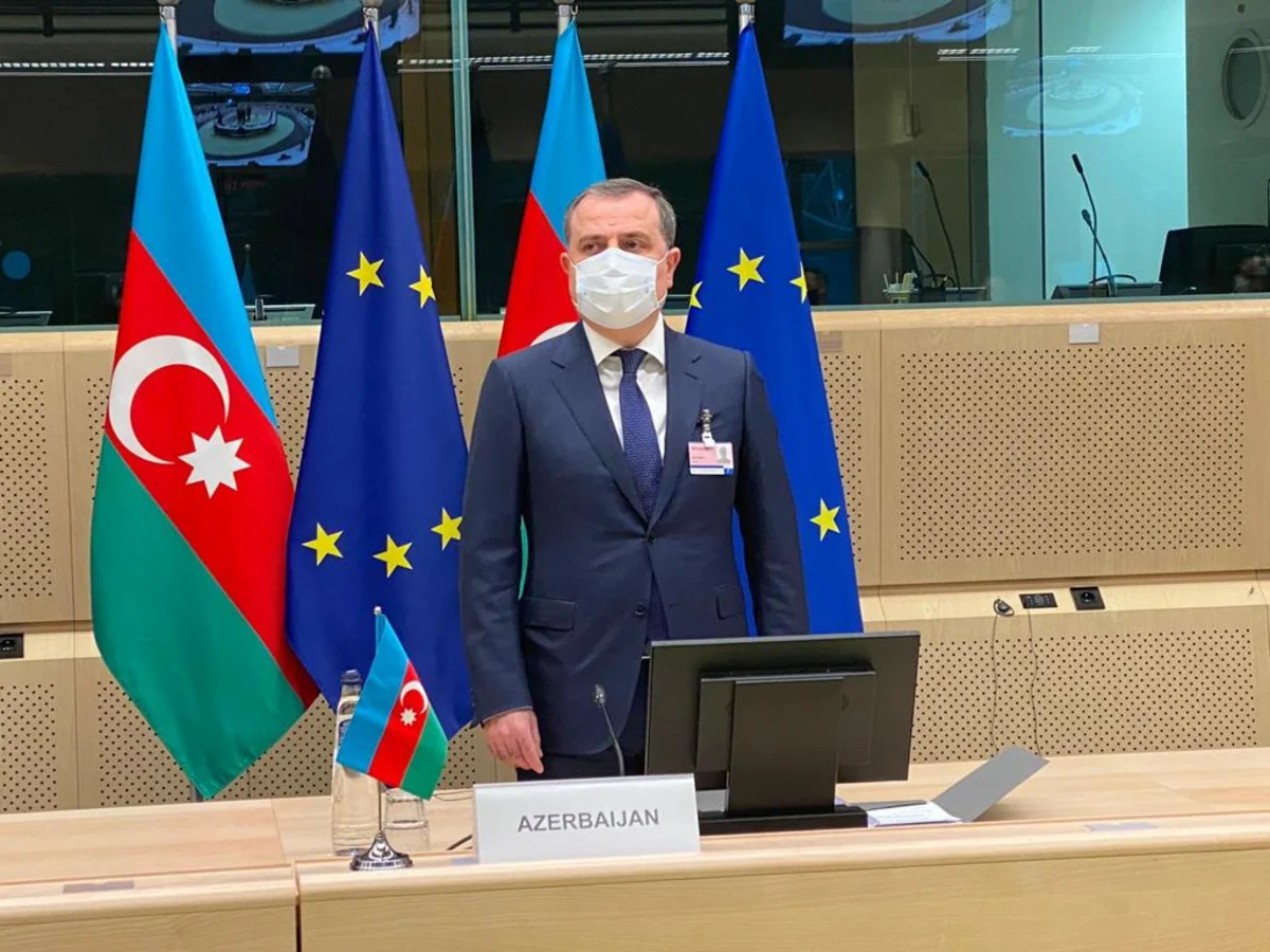 Jeyhun Bayramov informs EU representatives about Armenian crimes