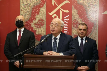 “Nizami Gəncəvi. Xəmsə” kitabının təqdimatı keçirilib