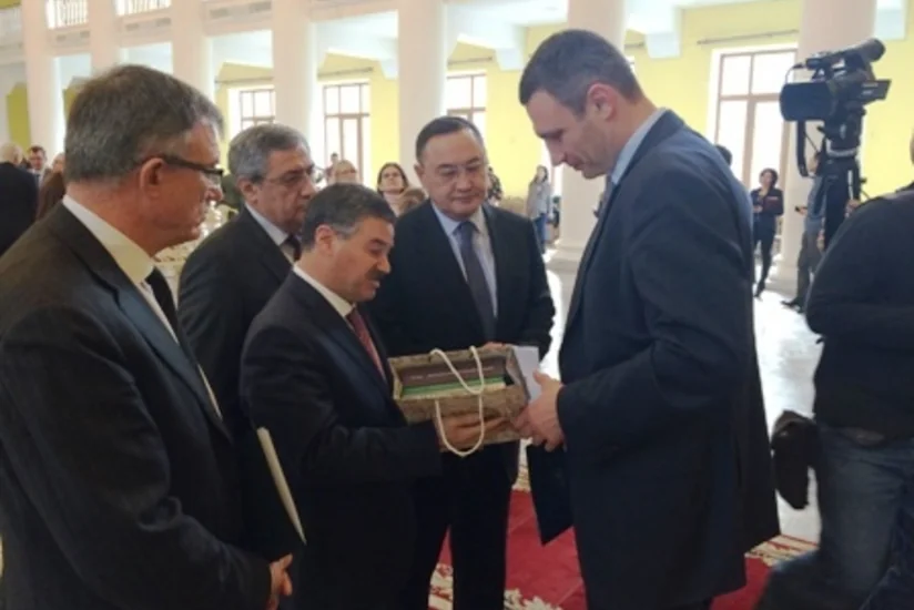 Kliçko Kiyevdəki Heydər Əliyev parkını digər ölkələrə nümunə göstərib