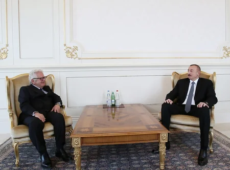 President Ilham Aliyev receives credentials of incoming Greek ambassador
