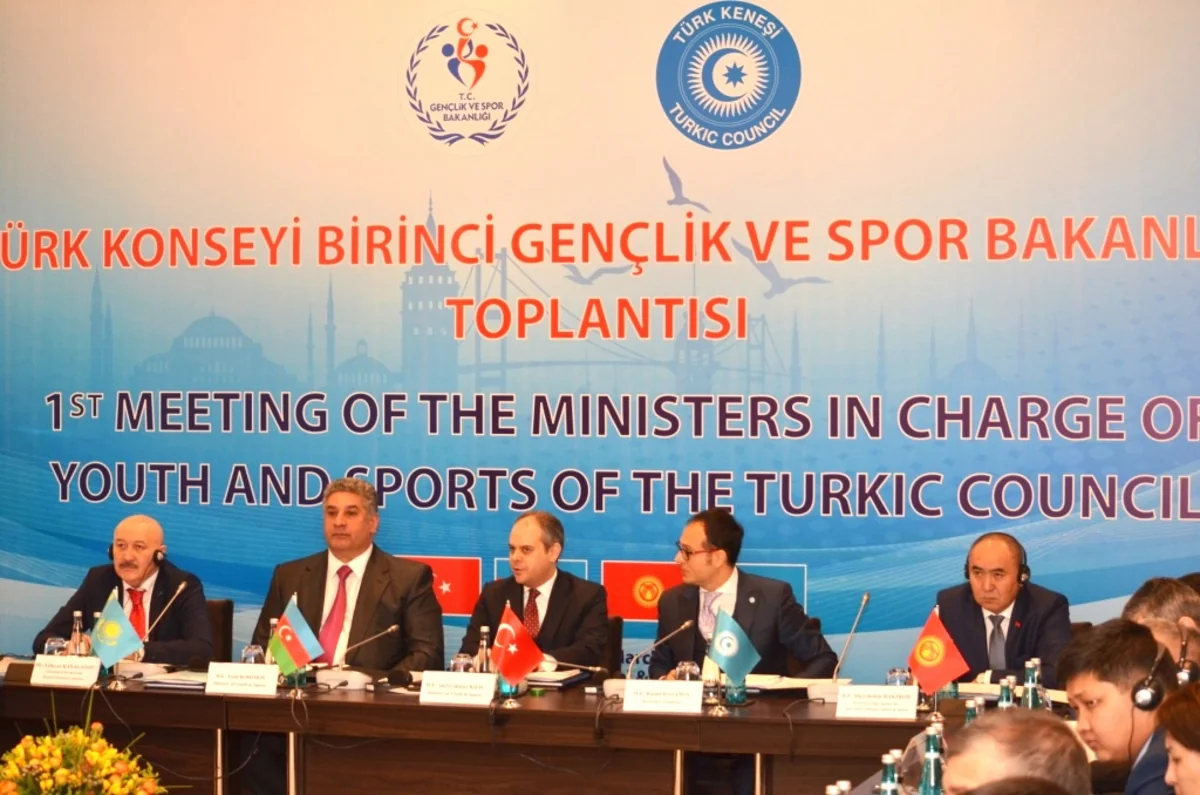 Azad Rəhimov Türk Universiadasının təşkili təklifini irəli sürüb