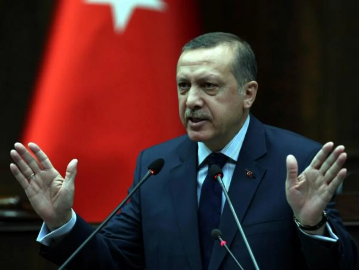 Ərdoğan: ”Kimlər ki, bizim dostlarımız hesab edilir, onlar əsgərlərini PYD hərbi geyimində Suriyaya göndərə bilməzlər”