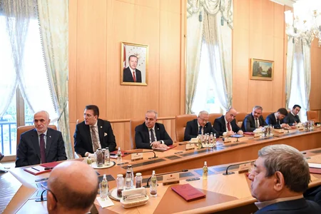 Mustafa Şentop: Ermənistanın Laçın yolu ilə mina və hərbi texnika daşınması qətiyyən yolverilməzdir
