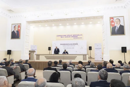 Azərbaycanda pambıqçılığın vəziyyəti müzakirə edilib